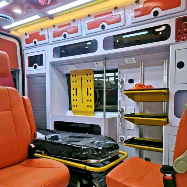 香洲长途救护车护送病人租赁价格
