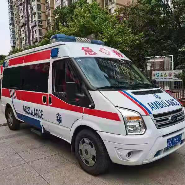 香洲长途救护车护送病人返乡